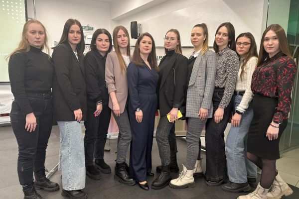 «Формирование перечня компетенций опережающей профессиональной подготовки в сфере образования»