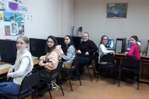 Студенты ПИ ИГУ вошли в состав общероссийского корпуса онлайн наблюдателей