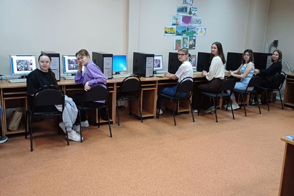 Студенты Педагогического института ИГУ вошли в состав общероссийского корпуса онлайн наблюдателей